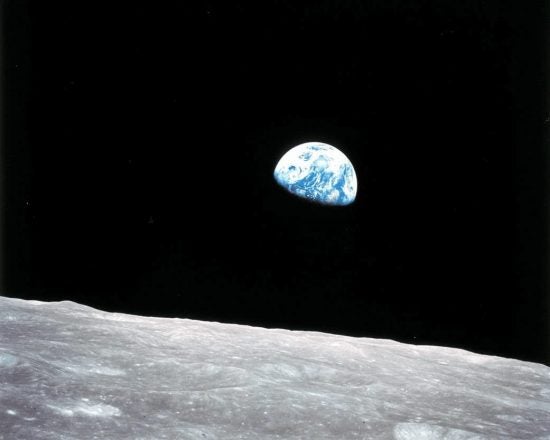 earth rise from the moon